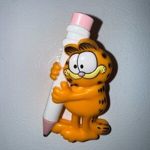 1968 Garfield Fridge Magnet Clip